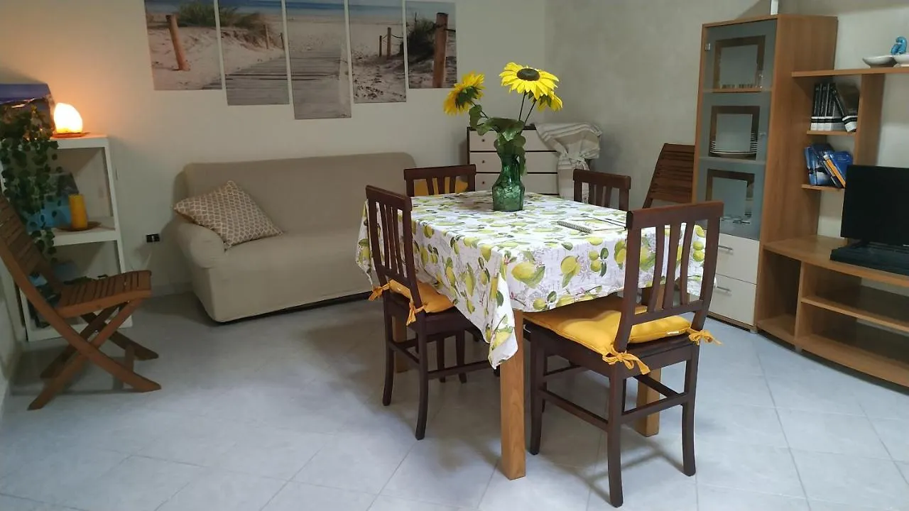 Feriehus Idillio Mediterraneo Magomadas Italien